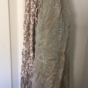 New scarf with fringes